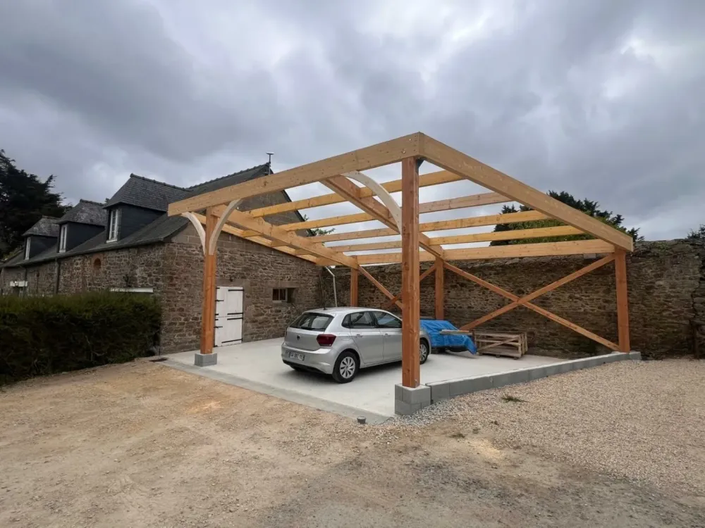 Carport à Tréméreuc